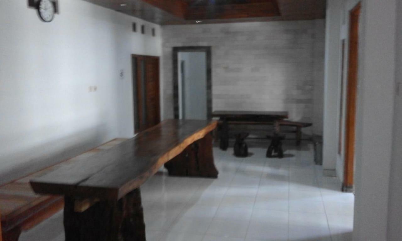 Tanjung Inn Wonosari Экстерьер фото