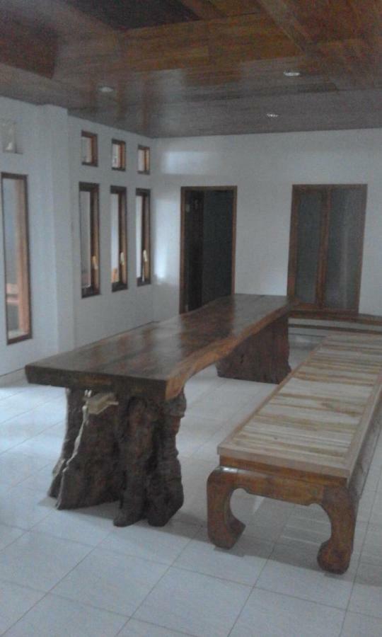 Tanjung Inn Wonosari Экстерьер фото